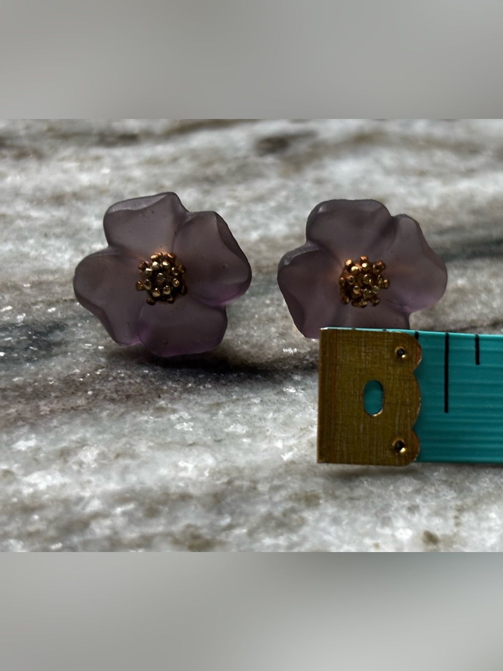 Vintage Crown Trifari Frosted Purple Glass Flower Stud Earrings Gold Tone
